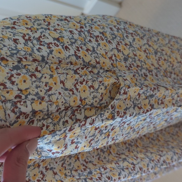 As U Wish Summer floral Dress-sz M - Picture 6 of 6
